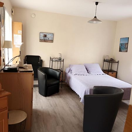 chez patrick et dany Apartman Jonzac Kültér fotó